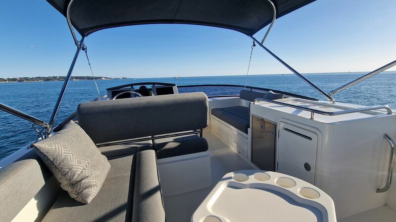 RIVIERA 39 FLY 